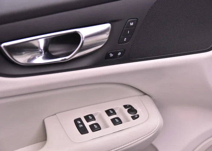 VOLVO V60 în leasing operațional MOOV