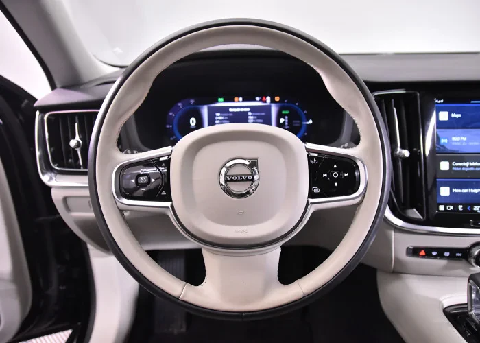 VOLVO V60 în leasing operațional MOOV